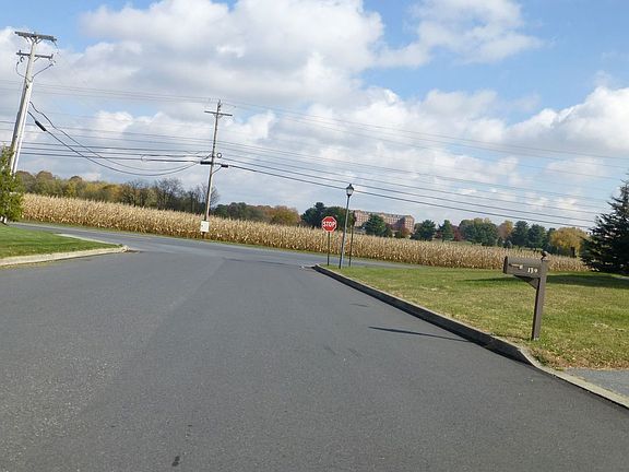 4th image of 139 Monticello Dr