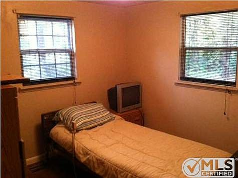 5th image of 406 Avenue A