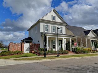 5101 Cheneau Ln, Baton Rouge, LA 70808