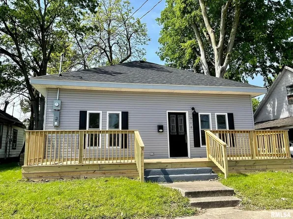 512 E 5th St, Metropolis, IL 62960
