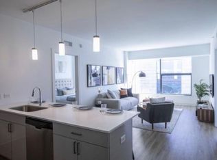 808 W Van Buren St, Chicago, IL 60607