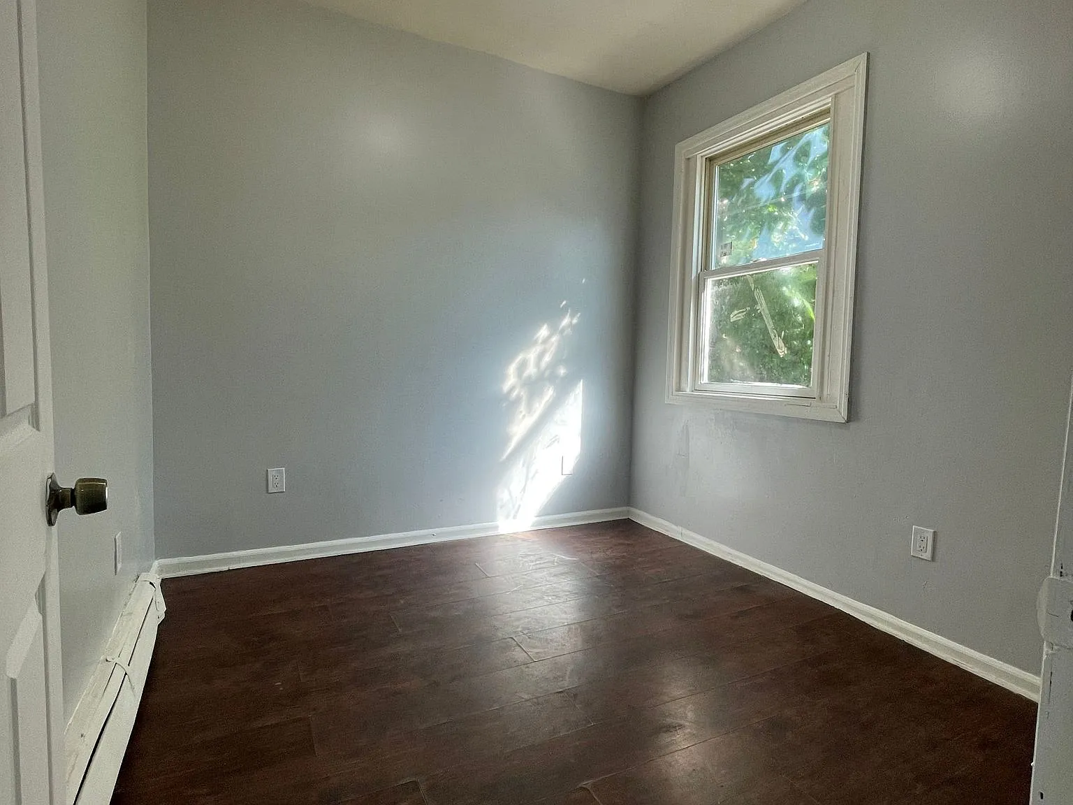 2 bed, 800 sqft, $1,800 — Photo 2