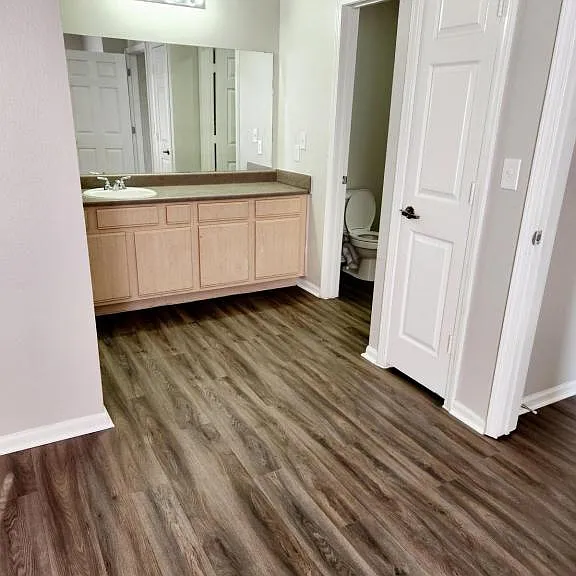 2109 N Main St #201 — Photo 5