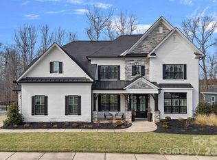 18401 Doves Crest Rd, Cornelius, NC 28031