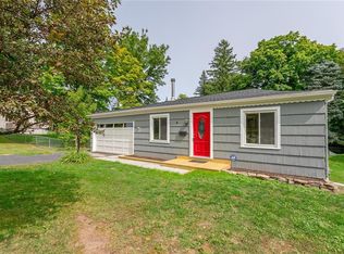 4 Renouf Dr, Gates, NY 14624