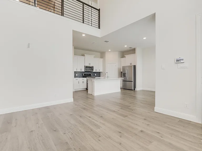 1506 Lake District Dr — Photo 4
