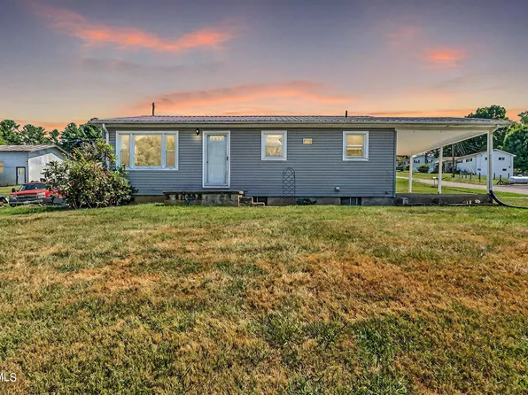 429 Highland Cir, Marion, VA 24354