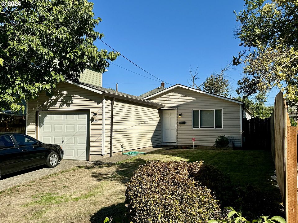2nd image of 4910 NE 12th Ave