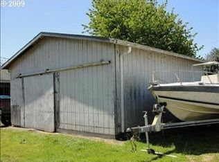 2235 Marion St, North Bend, OR 97459