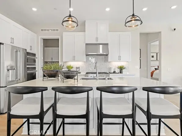 710 Furrow Rd, Rancho Mission Viejo, CA 92694