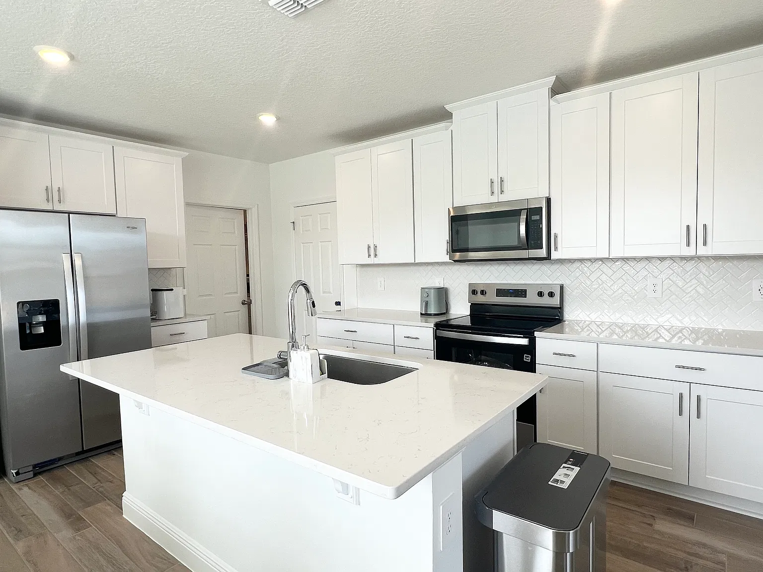161 Links Terrace Blvd — Photo 4