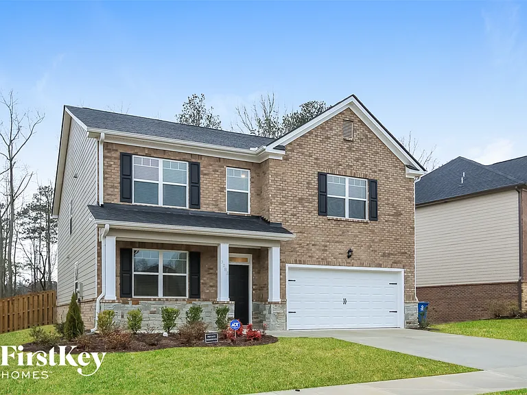 3282 Hawthorn Farm Blvd — Photo 2