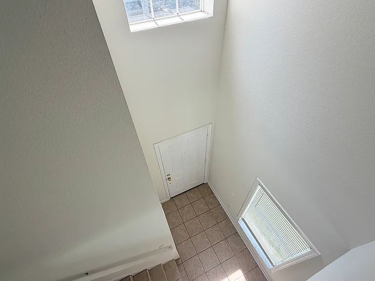 2123 Portcastle Cir — Photo 20