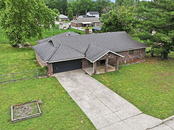 3rd image of 4257 W La Casa Street