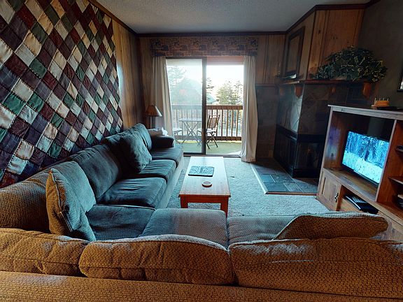 2nd image of 211-B-64 Snowcrest St