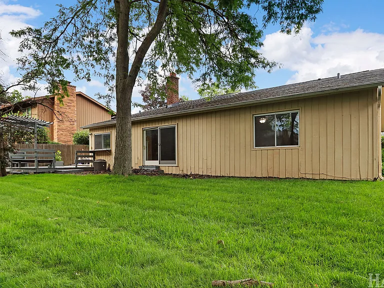 1540 N Pepper Tree Dr — Photo 16