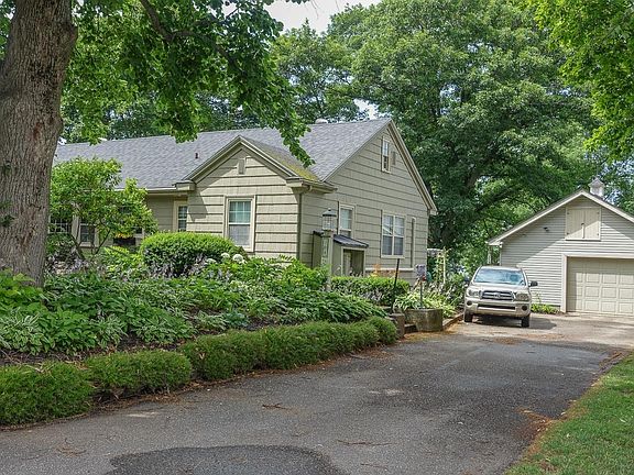 2nd image of 108 Marsters Ave