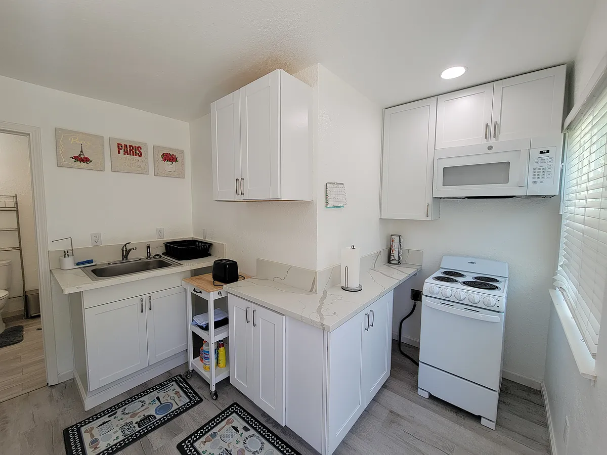 Photo 2 of 14 - 1649 Mellowood St #2 - Pittsburg, CA Building Photo - 1649 Mellowood St #2
