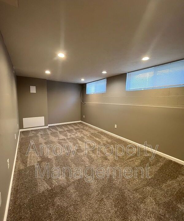 1st image of 2049 Worthington Ave #A