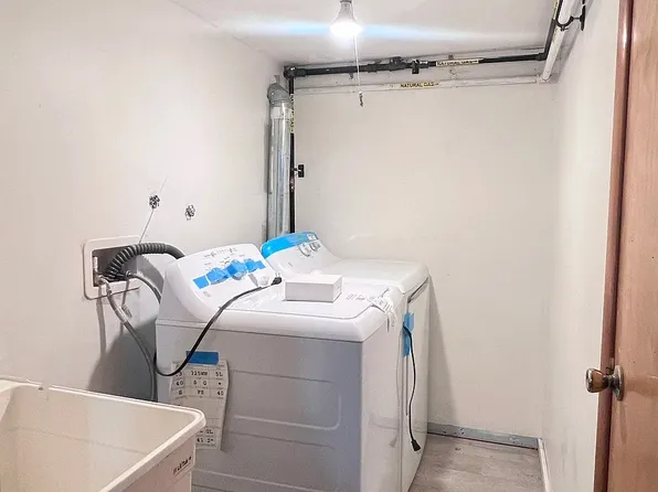 30 Taunton St #3, Staten Island, NY 10306