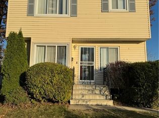 1081 E 168th St, Cleveland, OH