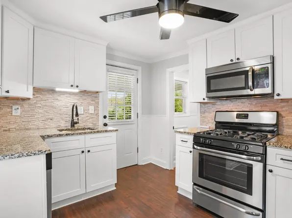 106 Division Ave #2, Shelton, CT 06484