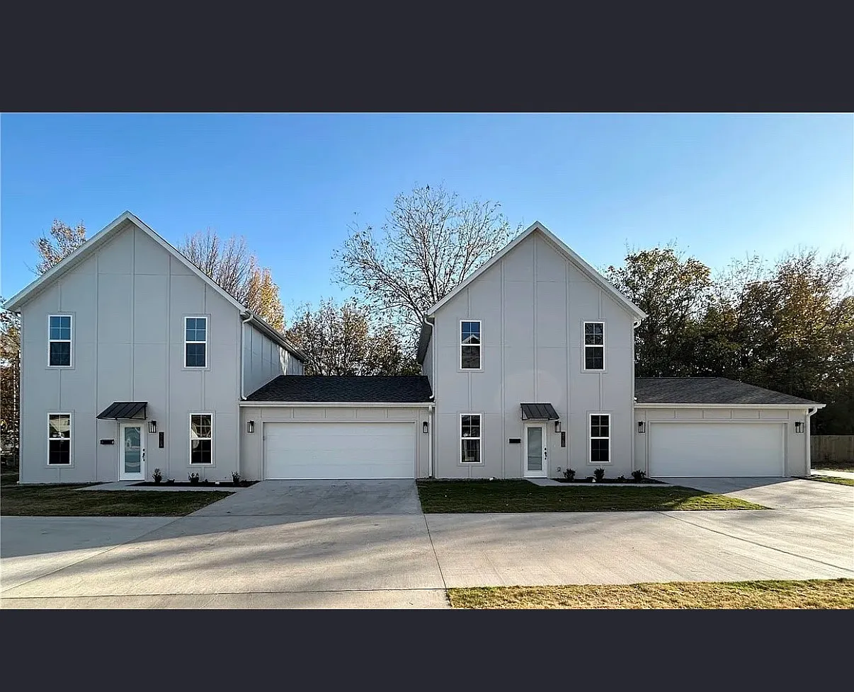 3 bed, 1500 sqft, $2,100 — Photo 1