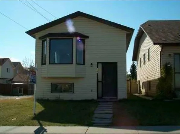 250 N Falmere Way NE, Calgary, AB T3J 2X6