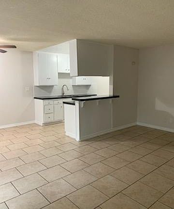 3rd image of 1129 E Ocean Blvd #0