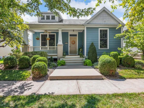 3599 Arpent St, Saint Charles, MO 63301