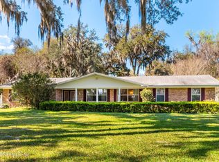 15264 Cape Dr N, Jacksonville, FL 32226