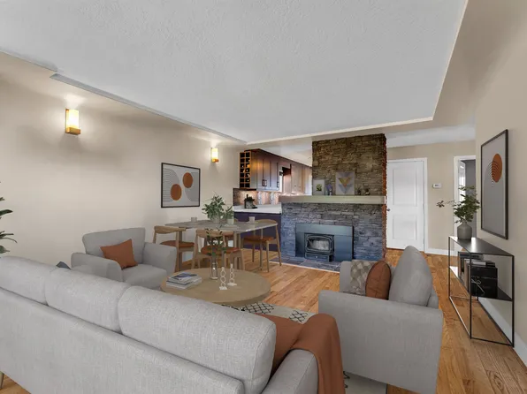 2925 McGill St, Vancouver, BC V5K 1H8