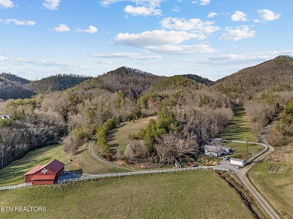 9th image of 634 Old Cedar Creek Rd