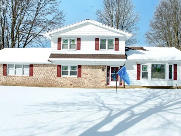 4036 Barker Dr, Clio, MI 48420