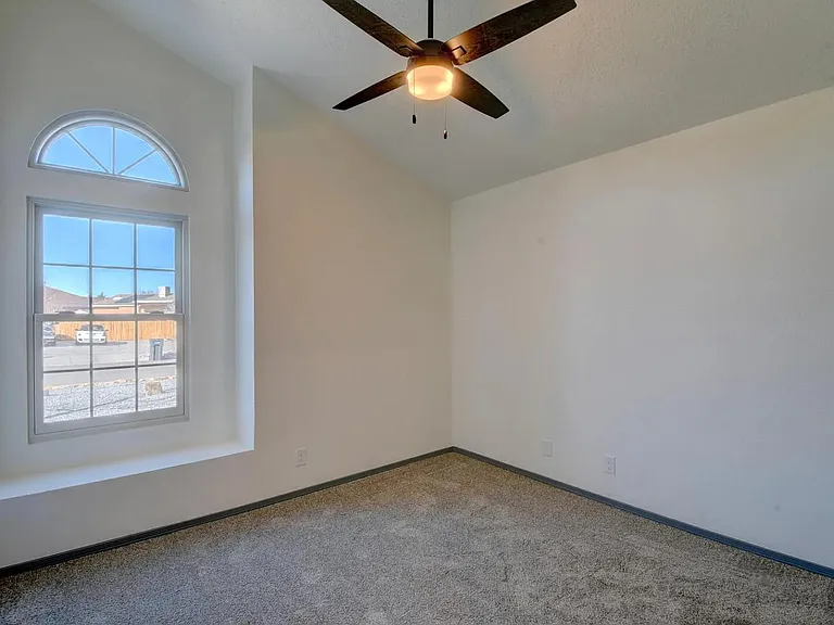 4157 Foxwood Trl SE — Photo 16