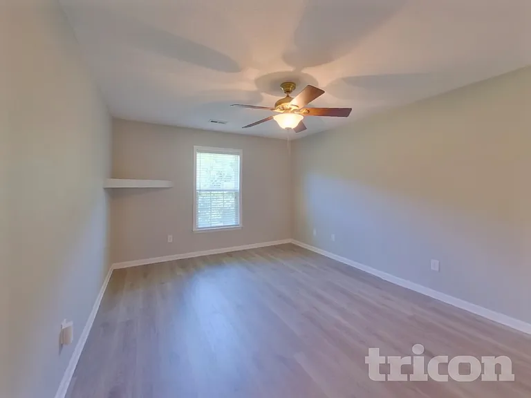 707 Patriot Ln — Photo 7