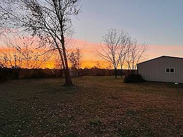 5th image of 678 County Road 2400 E