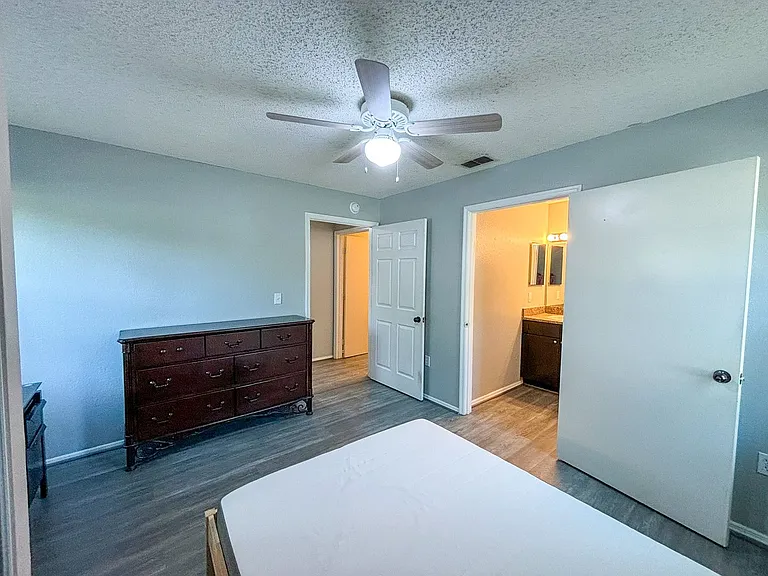 3705 SW 27th St #317 — Photo 26
