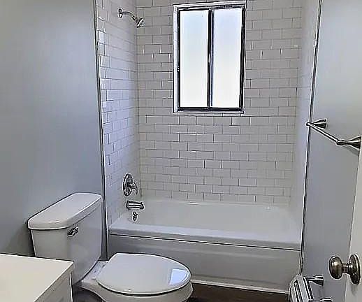 3rd image of 2590 Vera Ave APT 1