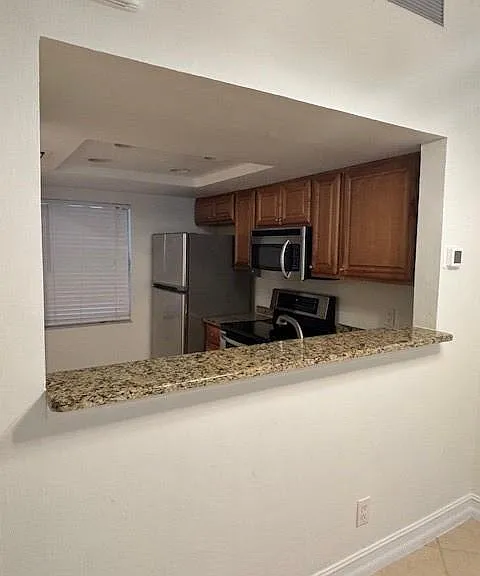 2093 Pine Isle Ln #2093 — Photo 6
