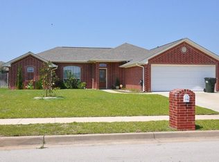 11164 Meadows Dr, Flint, TX 75762