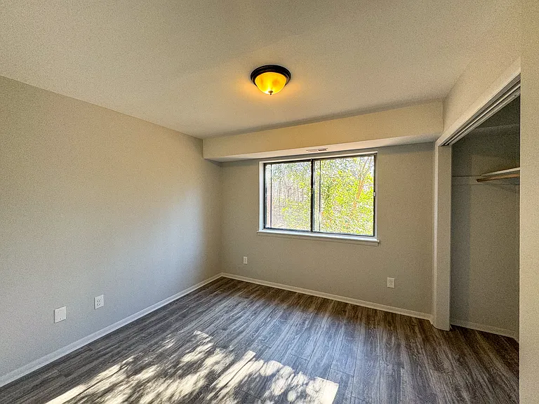 1287 Schaub Dr #1-E — Photo 15