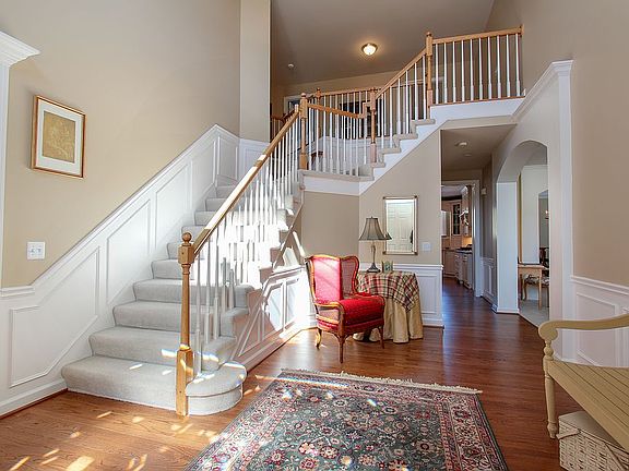 5th image of 47300 Somerset Ct