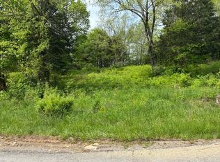 33 Crescent Ct, Lawrenceburg, KY 40342