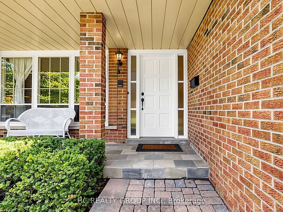 4th image of 5 Standish Cres