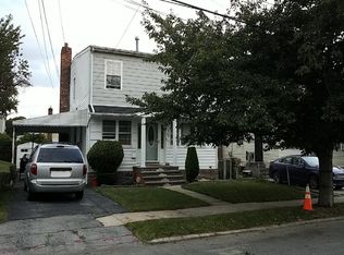 13239 158th St, Jamaica, NY 11434