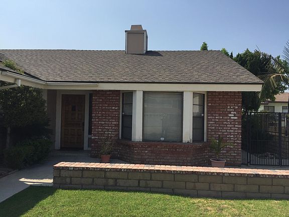 2nd image of 1609 S Grenoble Ave