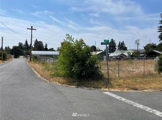 309 Jefferson Ave NE, Yelm, WA 98597