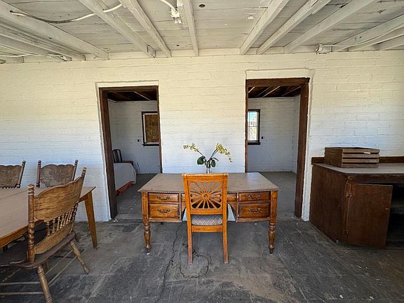 4th image of 73392 Sullivan Rd