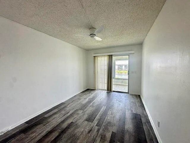3045 Cornwall Dr #C — Photo 9